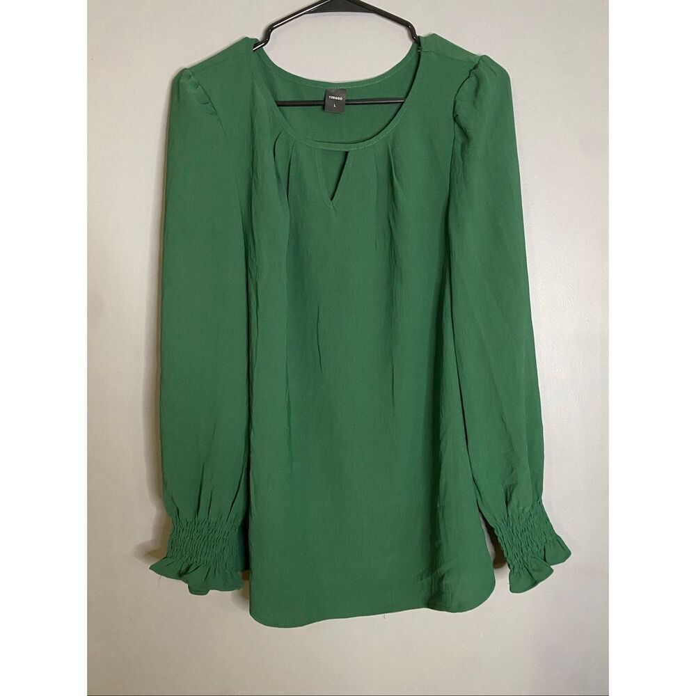 Yzeggo Green Keyhole Long Sleeve Elastic Cuff Size Large NWOT